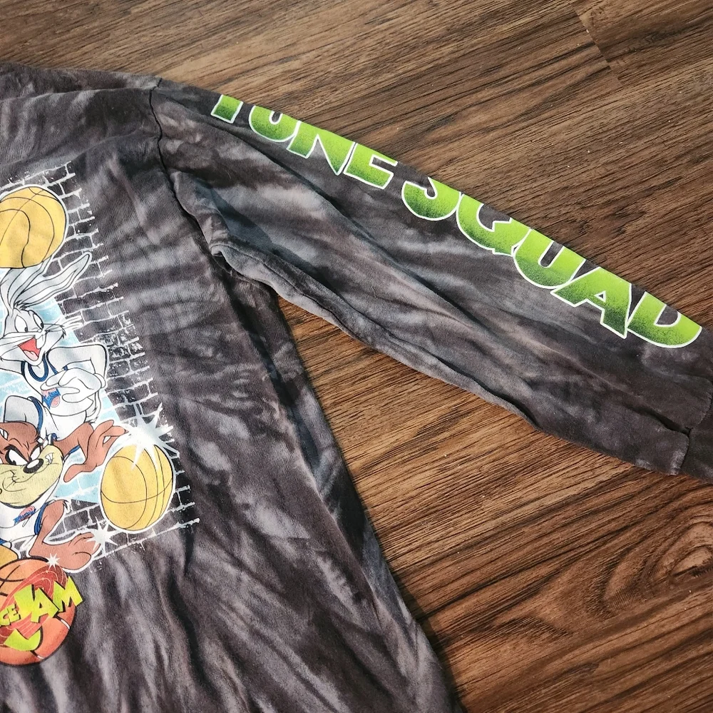 Tune squad long sleeve